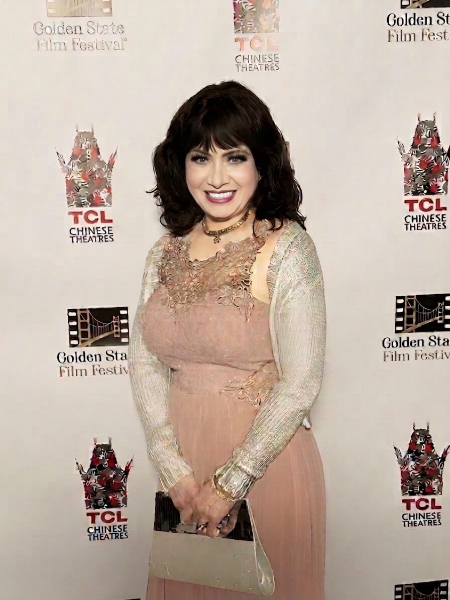 Yeena Fisher on the red carpet, photo 10