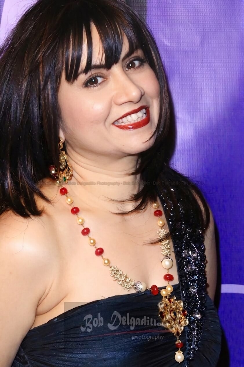 Yeena Fisher on the red carpet, photo 9